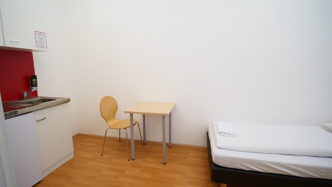 Easyroom Vienna - Low Budget Hostel Екстер'єр фото